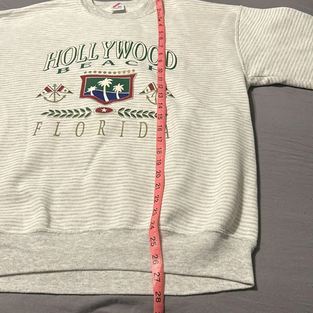 Vintage Hollywood Beach Sweatshirt - Picture 8 of 9